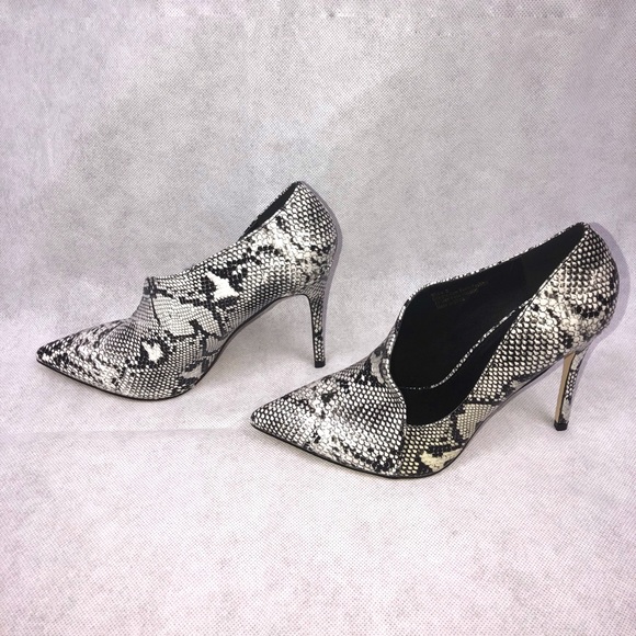 Beast Fashion Shoes - Snake Pointed Toe Side Cut Stiletto Heel Sz 8